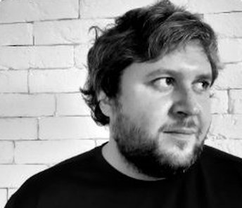 Константин Комаров